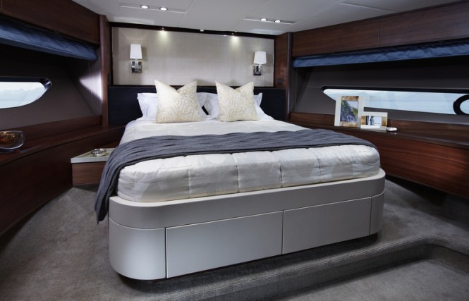 88 Motor Yacht - Forward VIP Cabin