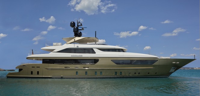 Sanlorenzo 46Steel Superyacht