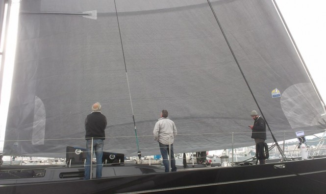 37m Fitzroy charter yacht Moonbird (ex Midnight) under sea trials