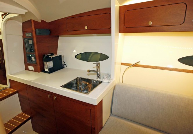 KNIERIM Runabout 36 luxury yacht tender