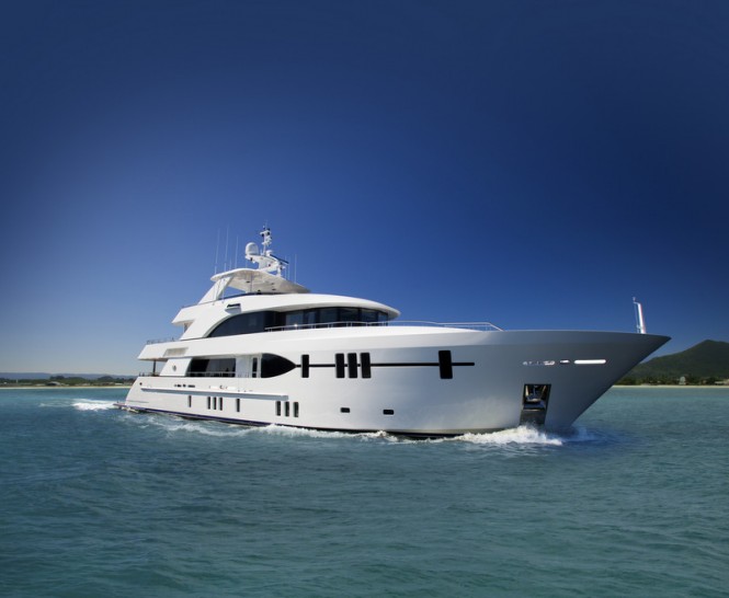 Luxury motor yacht Ocean Alexander 120 built by Christensen