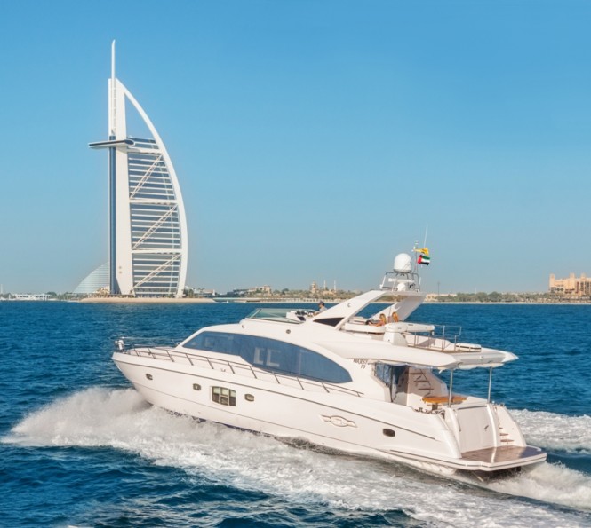 Luxury yacht Majesty 70