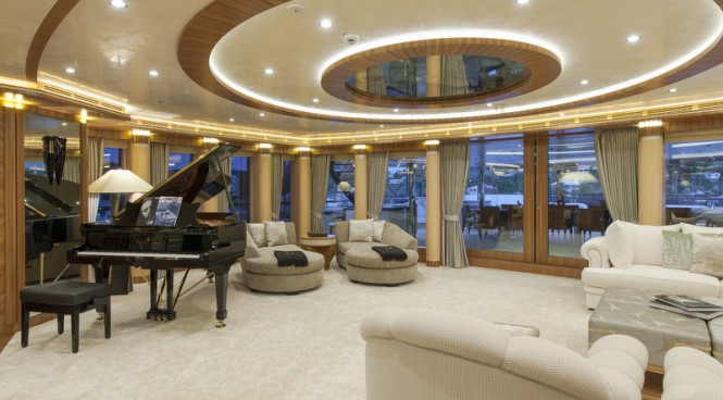 Luxury yacht Quattroelle - Interior - Photo by Klaus Jordan