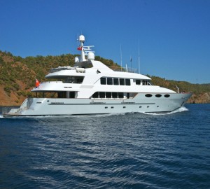 KEYLA superyacht with refit by RMK and new interior design by Hot Lab wins SBID Design Award