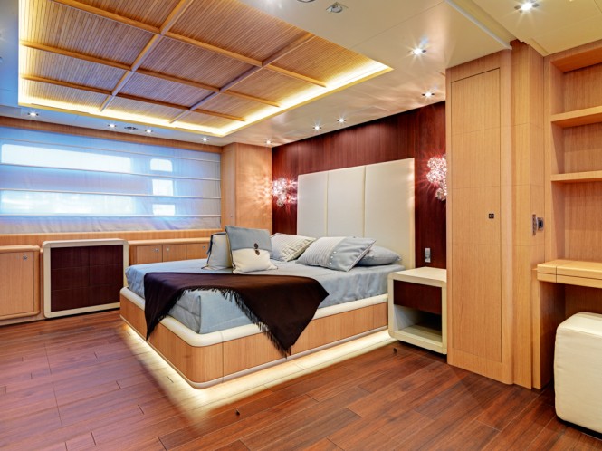 Motor Yacht M&A's - Canados 108 interior