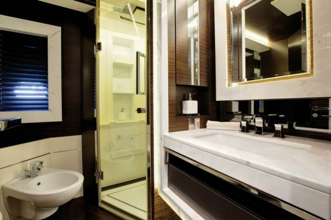 Motor yacht Azimut Grande 120SL - Bathroom