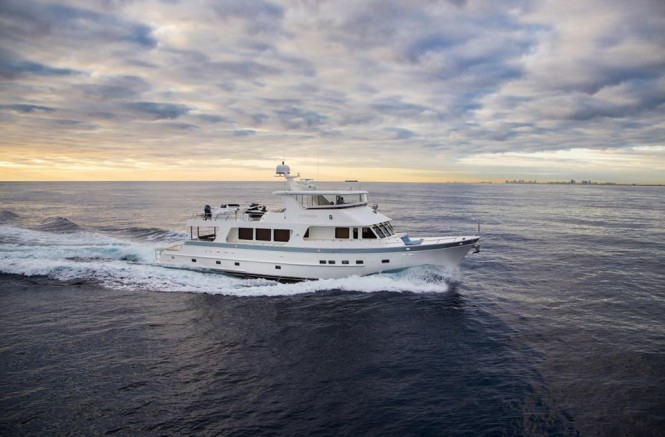 Superyacht Ti Punch - side view