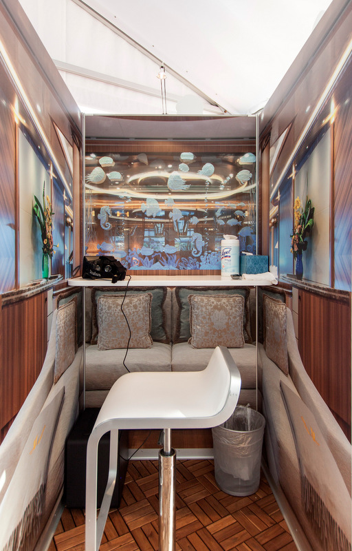 Virtual reality booth by Lurssen from inside