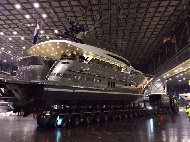 Arrival of Wim van der Valk Continental III 26.00 RPH Yacht in Dusseldorf