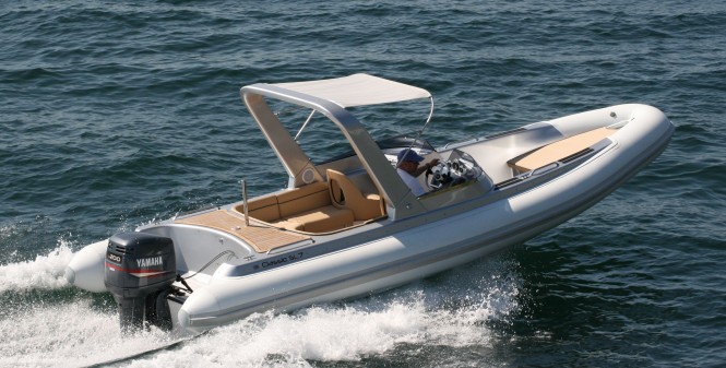 New classic SL7 yacht tender by v-type