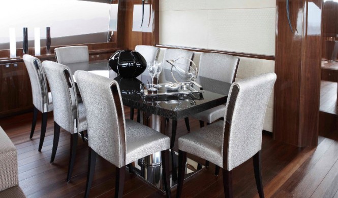 Princess 98 superyacht - Dining