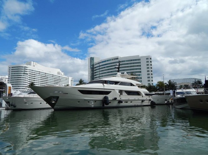 Progressive Insurance Miami International Boat Show 2014