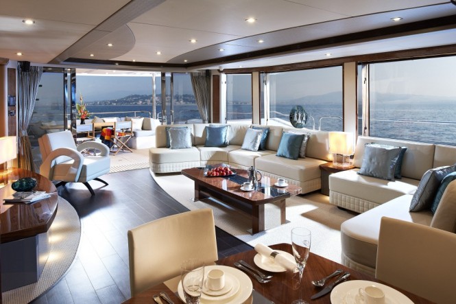 Sunseeker IN ALL FAIRNESS -  Main Salon