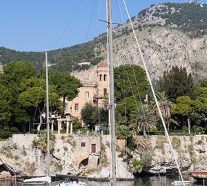 Ionian Yacht Charter aboard luxury motorsailer yacht MY LOTTY