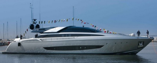 Luxury motor yacht MYTHOS by Riva