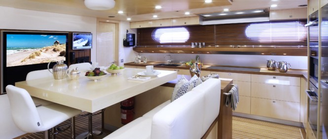 Motor yacht AeroCruiser 38 II FLY - Galley