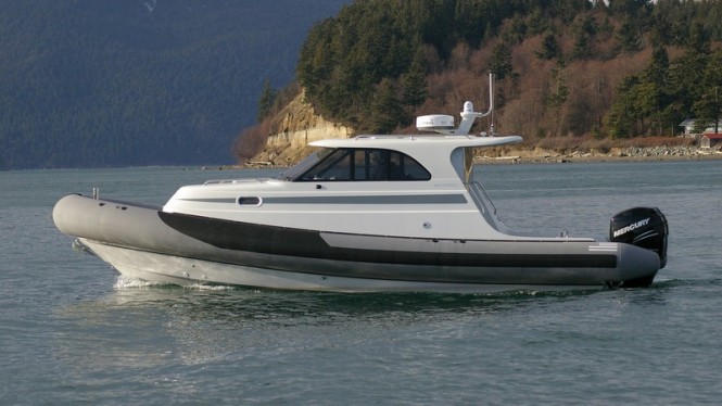 New SANJUAN32 RIB superyacht tender introduced by San Juan Composites LLC