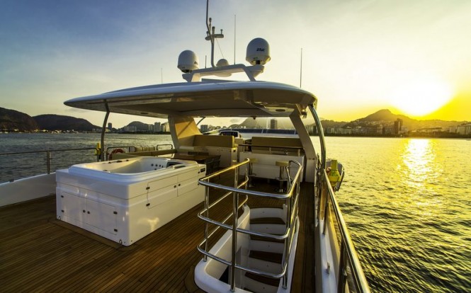 Aboard ZAPHIRA superyacht - Image credit to Alberto de Abreu Sodre