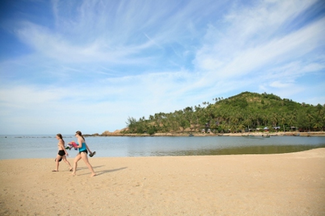 Ko Phangan - Surat Thani - Thailand Yacht Charter - Photo credit to Tourism Authority of Thailand