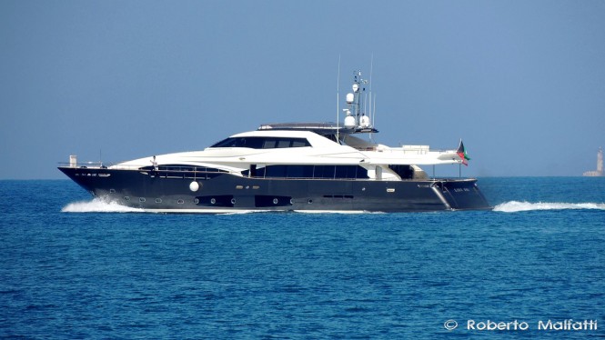 Luxury yacht Lady Dia - Photo by Roberto Malfatti