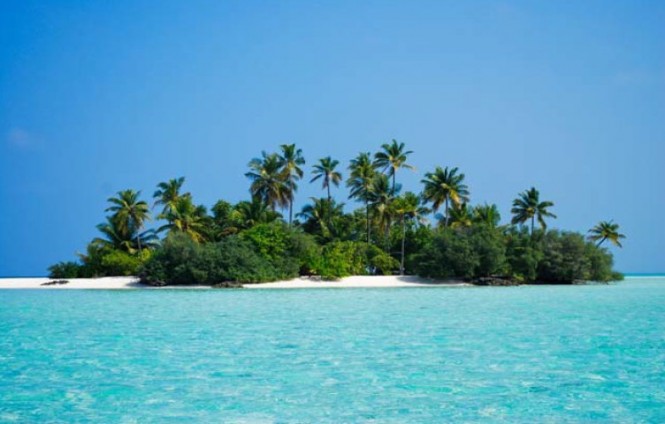 Photo of Maldives courtesy Asia Pacific Superyachts