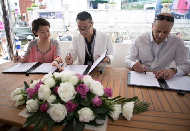 Signing ceremony for the Sunreef 60 LOFT Yacht