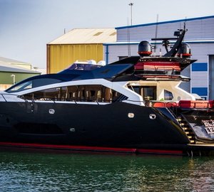 Sunseeker 101 Sport Yacht 'BLACK LEGEND' Build Party