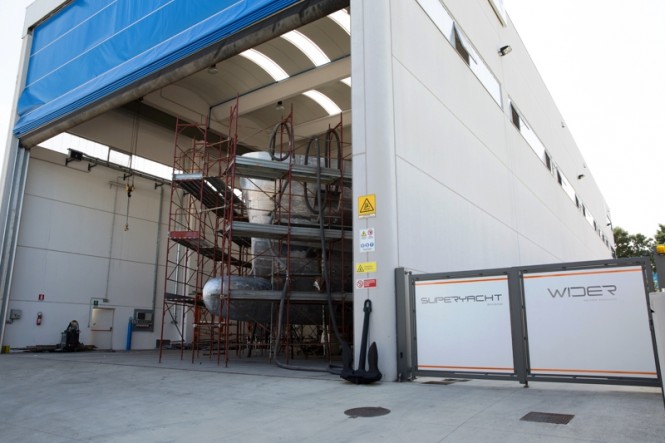 Superyacht Wider 150 under construction