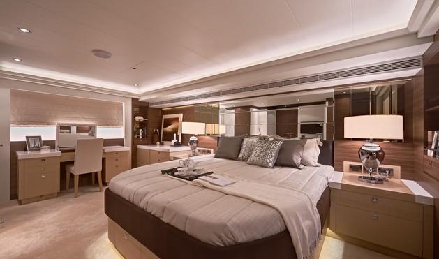 V80 superyacht - Cabin