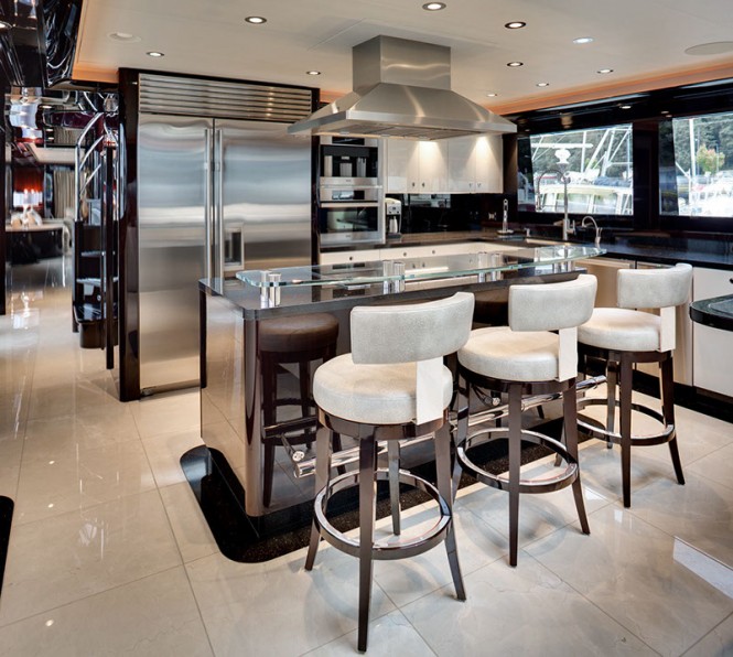 W112 Yacht - Galley W112 Yacht - Galley