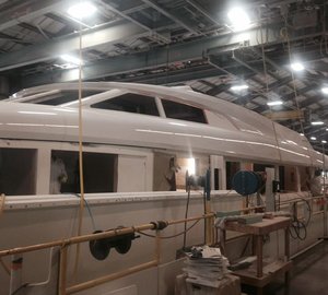 Works on 100' RPH motor yacht Hull #2 by Hatteras progressing well