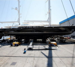 Doyle Stratis sails for growing number of superyachts