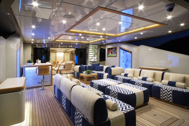 Palmer Johnson PJ210 yacht Lady M - Main Deck