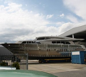 Photos of New Wim van der Valk Continental III 25.00 RPH Yacht Hull