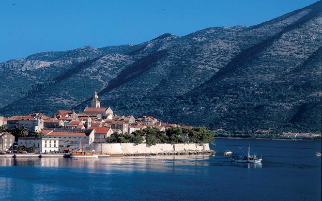 Croatia yacht charter - Korcula city walls - Image credit to Korcula Tourist Board