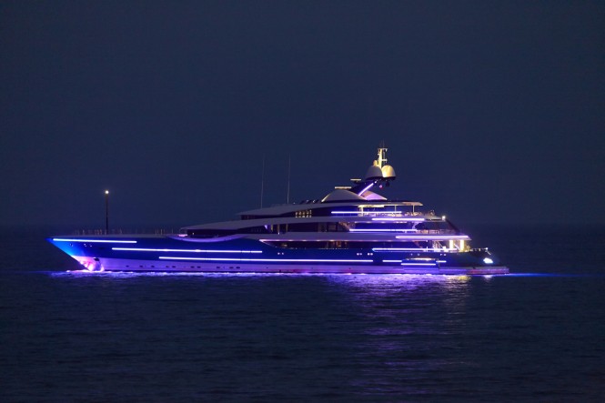 Feadship Yacht Madame Gu at night Feadship Yacht Madame Gu at night