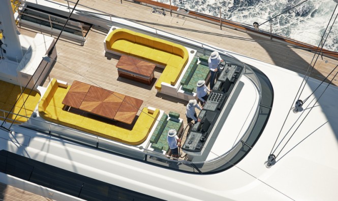 Luxury yacht Mondango 3 from above