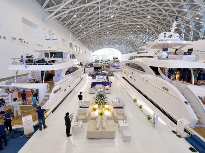 Luxury yachts by Horizon on display at the 2014 Taiwan Boat Show