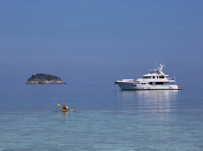 N86 motor yacht Koonoona