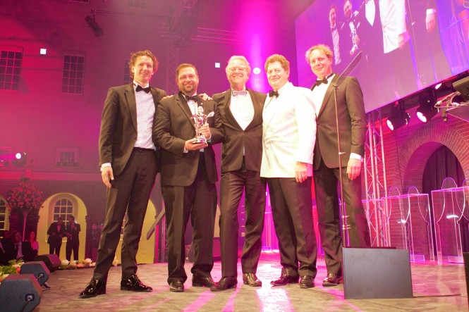 Neptune Trophy for mega yacht Madame Gu Neptune Trophy for mega yacht Madame Gu