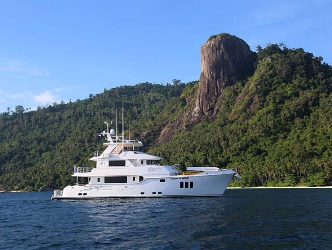 Nordhavn 86 motor yacht Koonoona in Pulaua Pemanggil, Malaysia