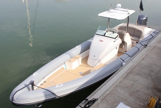 Scorpion Sport 98 luxury yacht tender 