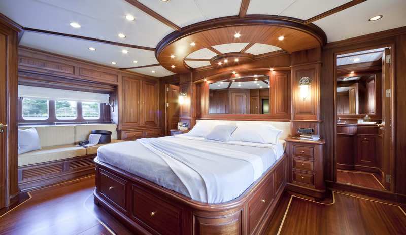 cabin cruiser or yacht