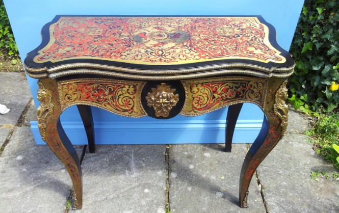 18th Century table by Onlyacht installed onto 42m Motor Yacht