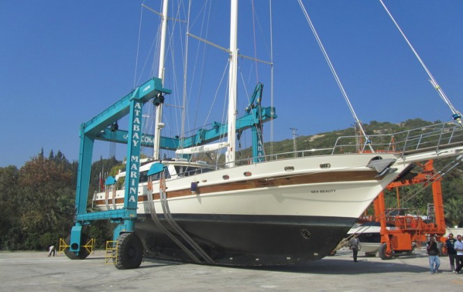 32m motorsailer yacht Sea Beauty at KRM Yacht