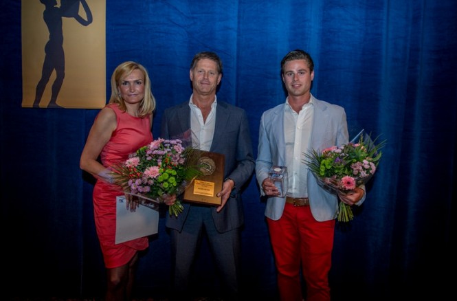 Business Award proudly received by Dick and Nick Mulder