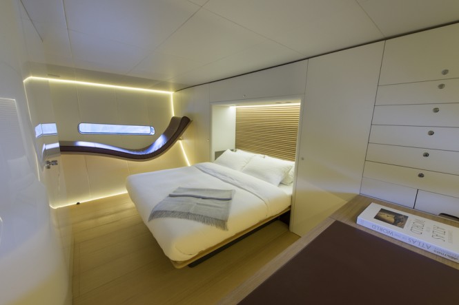 IGUAZU Yacht interior