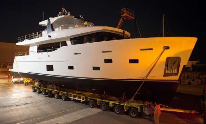Luxury expedition yacht Yolo