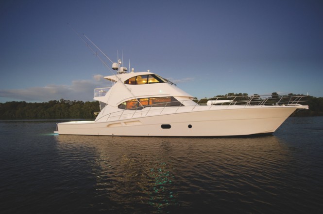 Riviera 75 Enclosed Flybridge Yacht