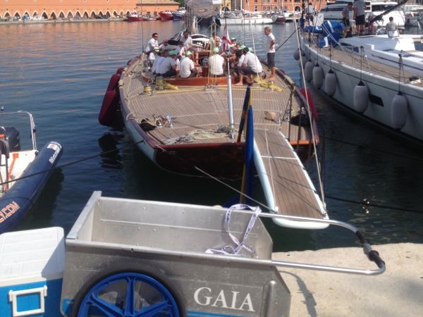 Spirit 100 superyacht Gaia